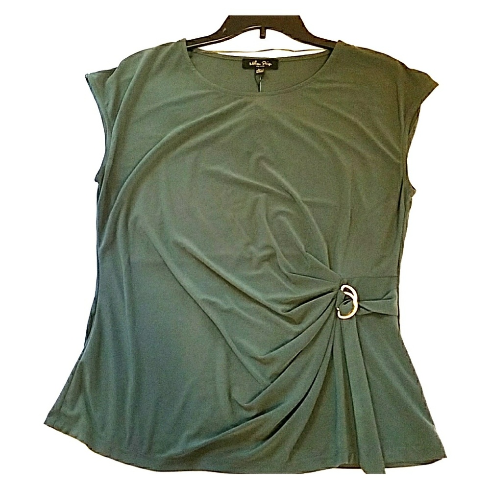 NWT. Melissa Paige dressy knit top. Large Petite.